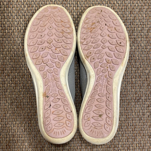 Skechers 8 Gray Memory Foam Slip On Sneakers - Picture 8 of 8